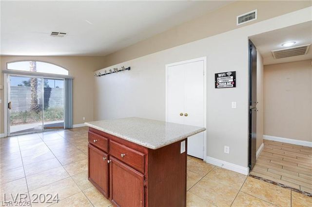 1954 Glistening Sands Drive, Las Vegas, NV 89119