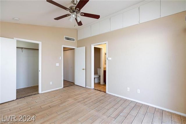 1954 Glistening Sands Drive, Las Vegas, NV 89119