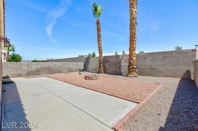 1954 Glistening Sands Drive, Las Vegas, NV 89119