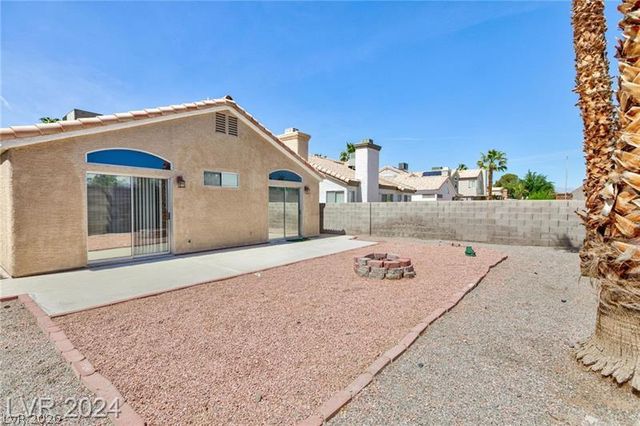 1954 Glistening Sands Drive, Las Vegas, NV 89119