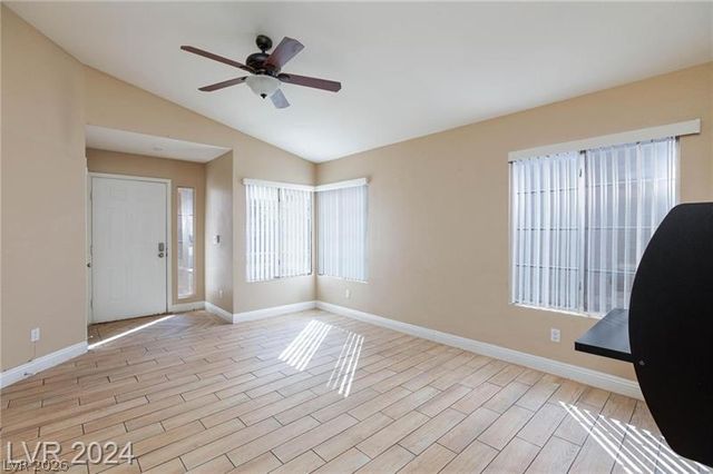 1954 Glistening Sands Drive, Las Vegas, NV 89119