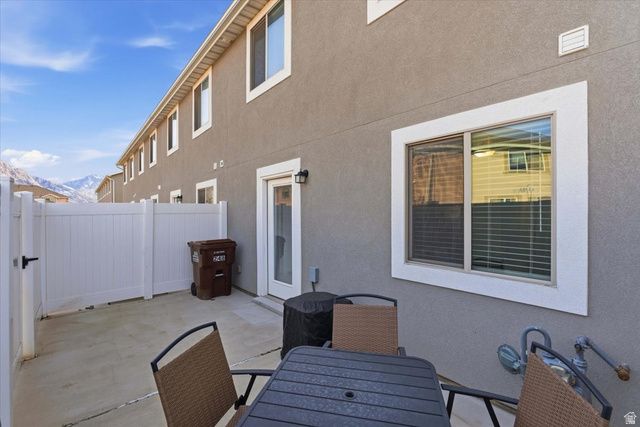 248 W 1950 N, Harrisville, UT 84414