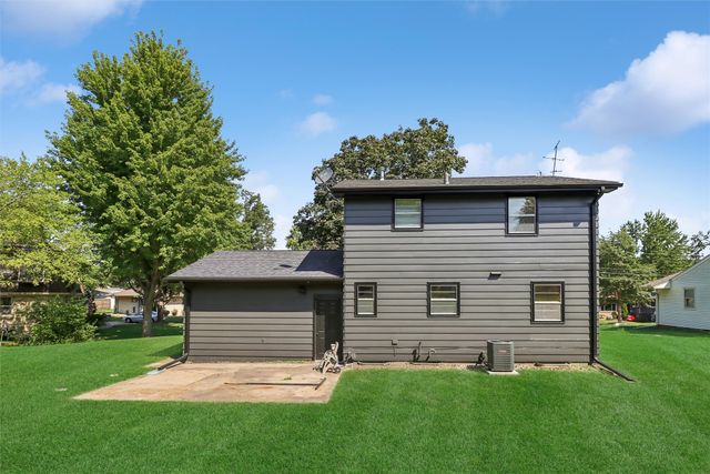 800 Maish Avenue, Des Moines, IA 50315