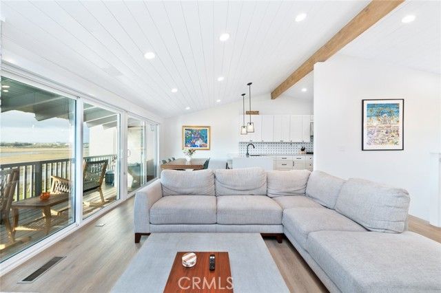 303 Esperanza, Newport Beach, CA 92660