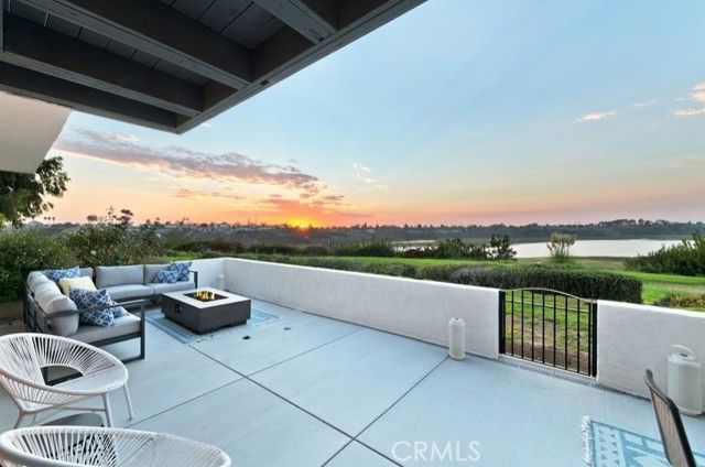 303 Esperanza, Newport Beach, CA 92660