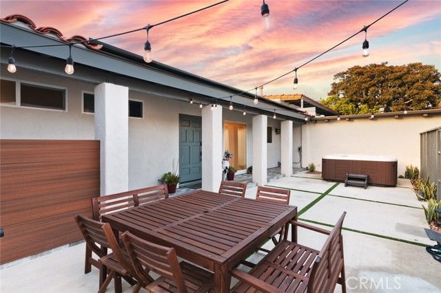 303 Esperanza, Newport Beach, CA 92660