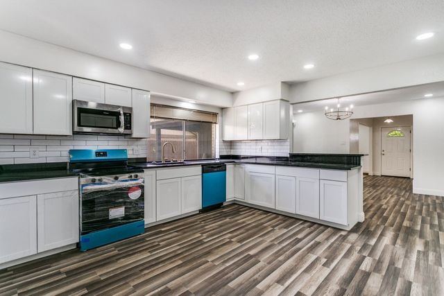 3203 E Park Boulevard, Plano, TX 75074