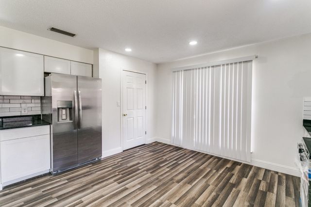 3203 E Park Boulevard, Plano, TX 75074