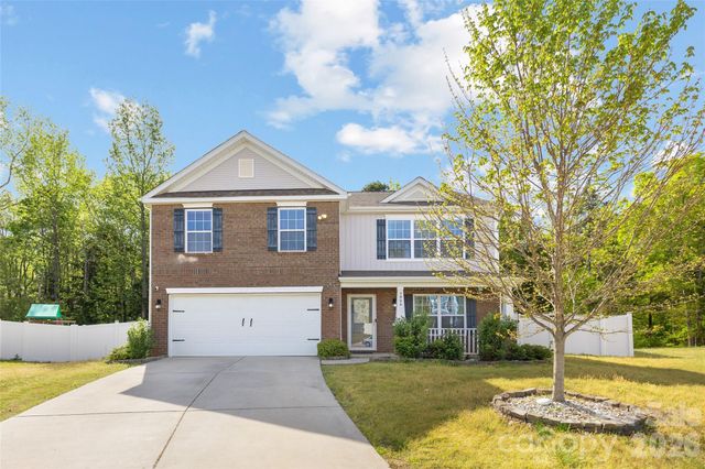 5904 Ellimar Field Lane, Charlotte, NC 28215