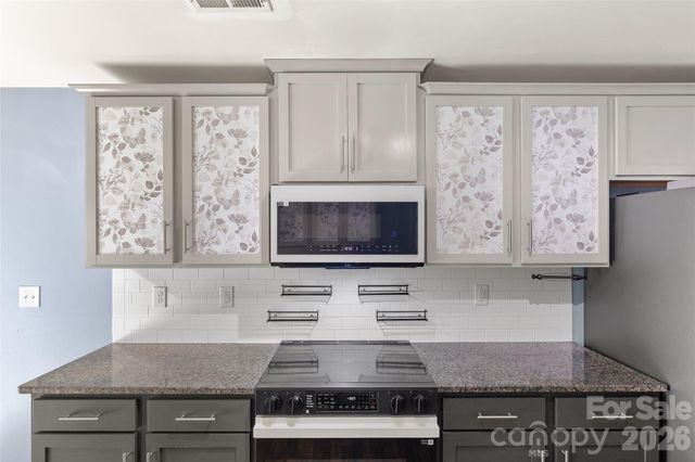 5904 Ellimar Field Lane, Charlotte, NC 28215