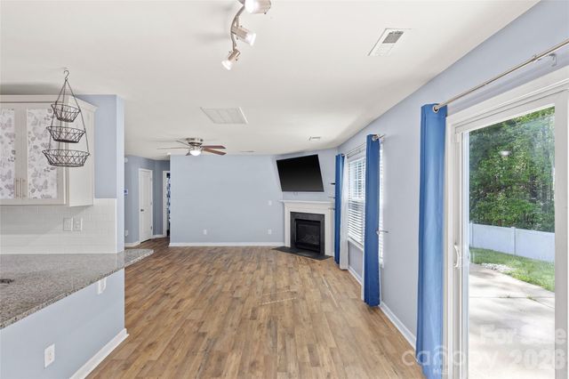 5904 Ellimar Field Lane, Charlotte, NC 28215