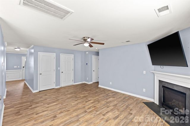 5904 Ellimar Field Lane, Charlotte, NC 28215