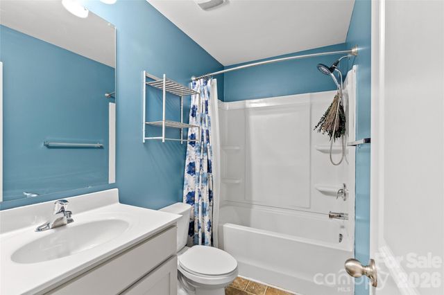 5904 Ellimar Field Lane, Charlotte, NC 28215