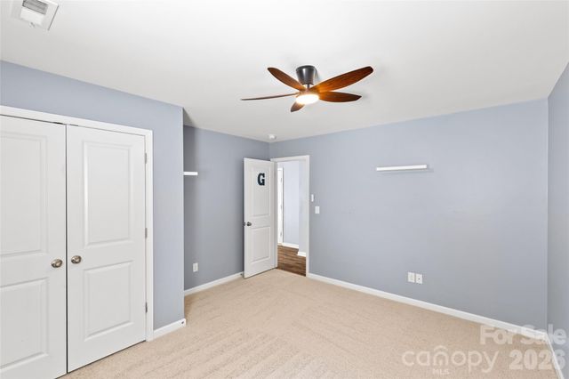 5904 Ellimar Field Lane, Charlotte, NC 28215