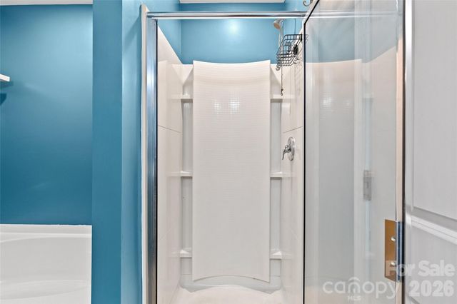 5904 Ellimar Field Lane, Charlotte, NC 28215