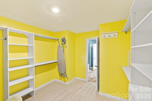 5904 Ellimar Field Lane, Charlotte, NC 28215