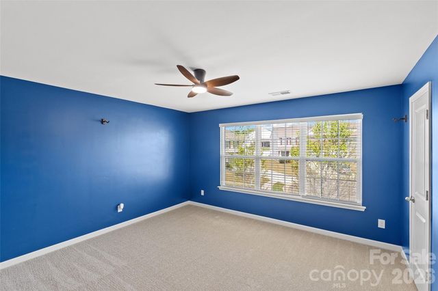 5904 Ellimar Field Lane, Charlotte, NC 28215