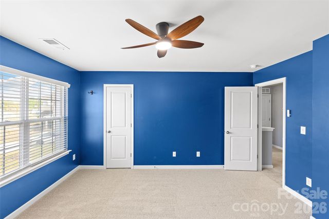 5904 Ellimar Field Lane, Charlotte, NC 28215