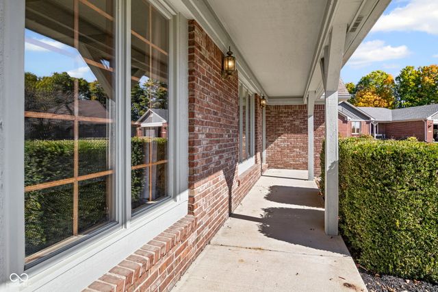 606 Bakeway Circle, Indianapolis, IN 46231