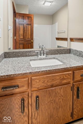 606 Bakeway Circle, Indianapolis, IN 46231