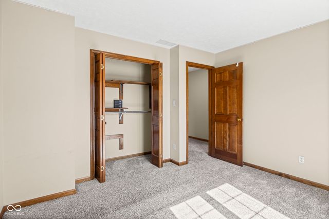 606 Bakeway Circle, Indianapolis, IN 46231