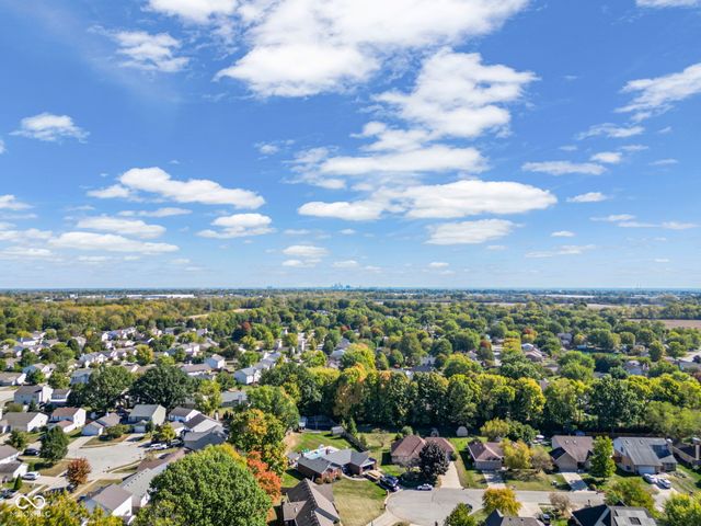 606 Bakeway Circle, Indianapolis, IN 46231