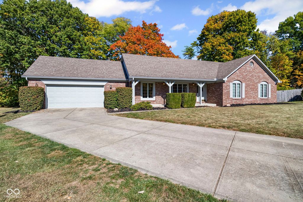 606 Bakeway Circle, Indianapolis, IN 46231
