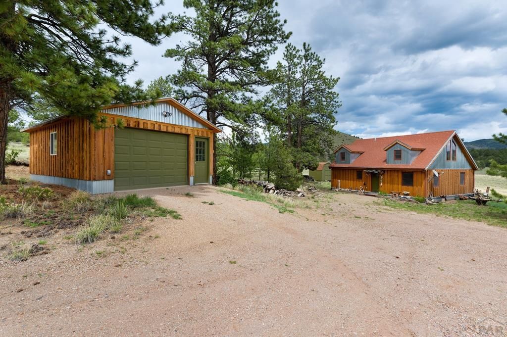 2793 Black Fawn Ln, Westcliffe, CO 81252