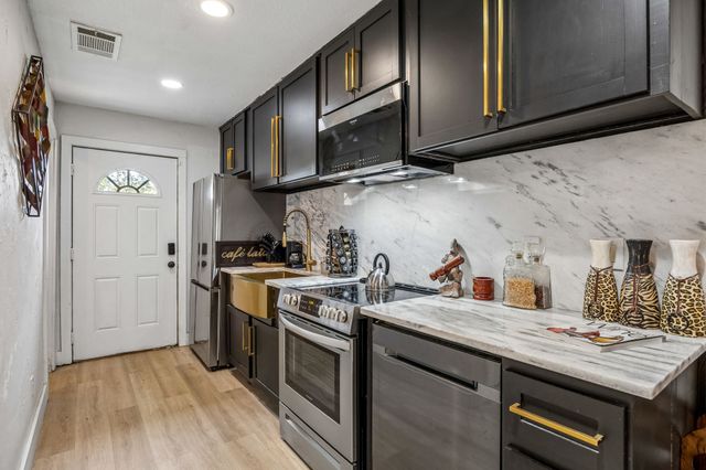 3800 Ranch Estates Drive, Plano, TX 75074