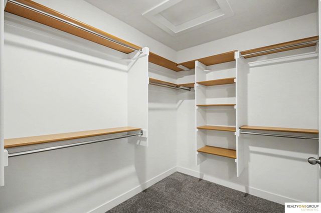 2708 N 191st Avenue, Elkhorn, NE 68022