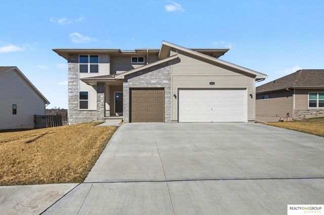 2708 N 191st Avenue, Elkhorn, NE 68022