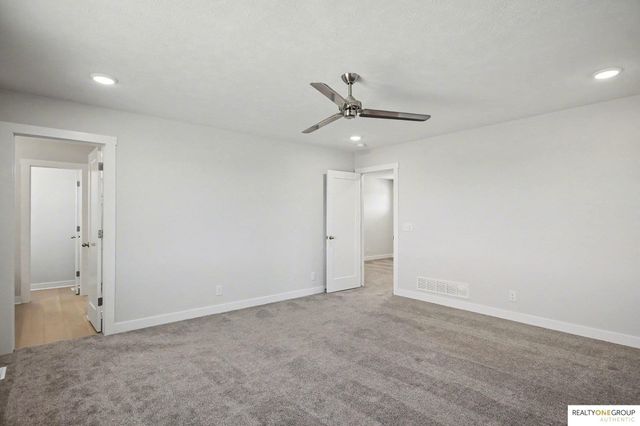 2708 N 191st Avenue, Elkhorn, NE 68022