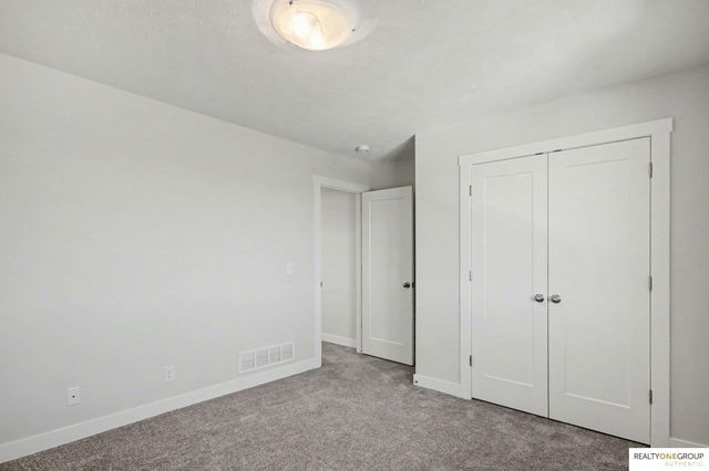 2708 N 191st Avenue, Elkhorn, NE 68022