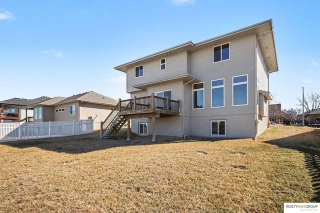 2708 N 191st Avenue, Elkhorn, NE 68022