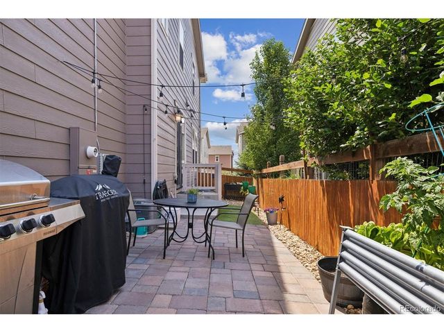 4373 S Nepal Ct, Aurora, CO 80015