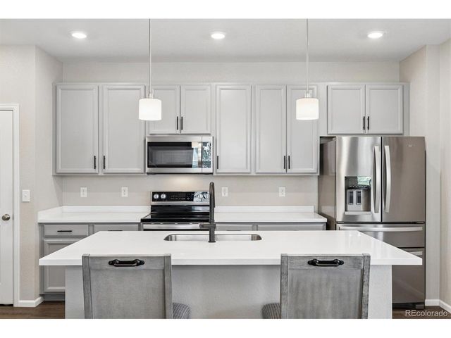 4373 S Nepal Ct, Aurora, CO 80015