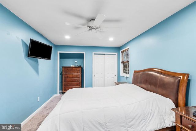 541 STANFORD RD, Fairless Hills, PA 19030