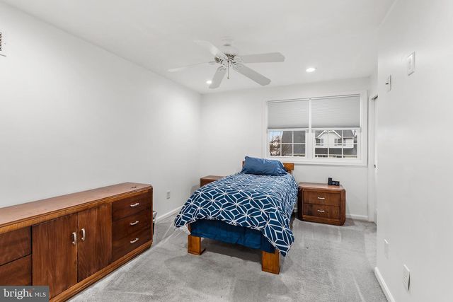 541 STANFORD RD, Fairless Hills, PA 19030