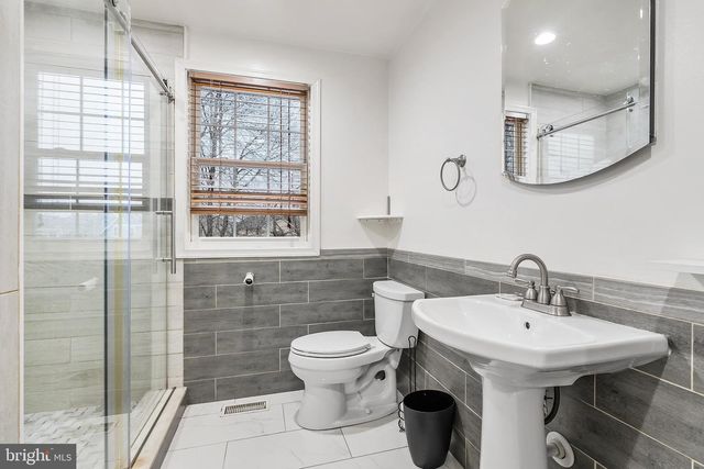 541 STANFORD RD, Fairless Hills, PA 19030