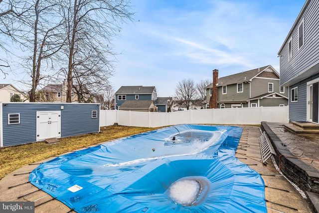 541 STANFORD RD, Fairless Hills, PA 19030