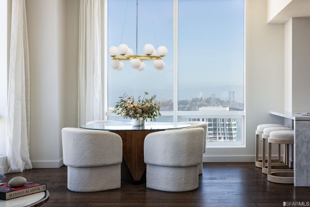 488 Folsom Street 5202, San Francisco, CA 94105