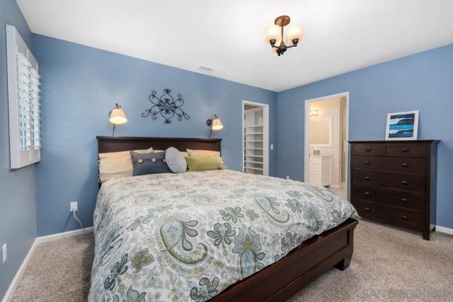 6528 Jackson Dr., San Diego, CA 92119