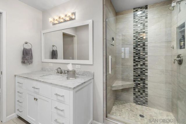 6528 Jackson Dr., San Diego, CA 92119