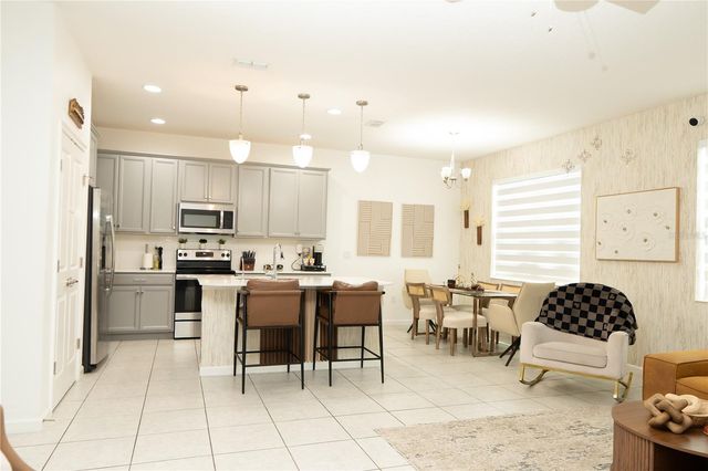 521 SAPPHIRE DRIVE, Davenport, FL 33837