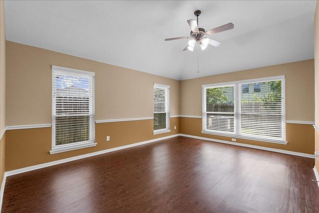 913 Elm Pointe, League City, TX 77573