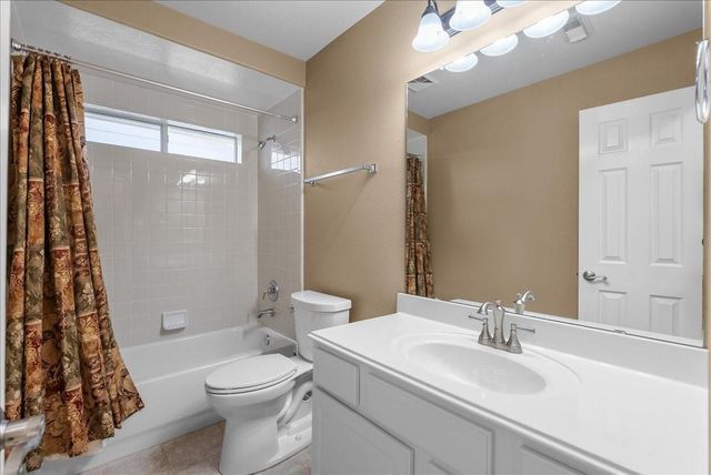 913 Elm Pointe, League City, TX 77573