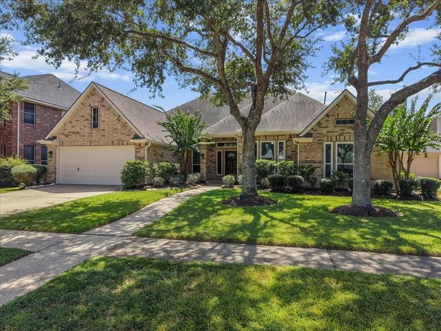 913 Elm Pointe, League City, TX 77573