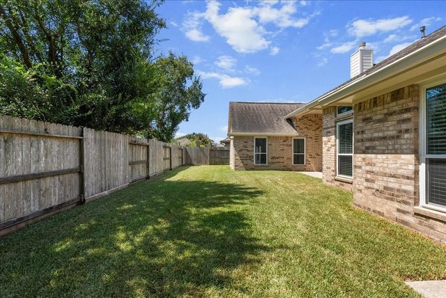 913 Elm Pointe, League City, TX 77573
