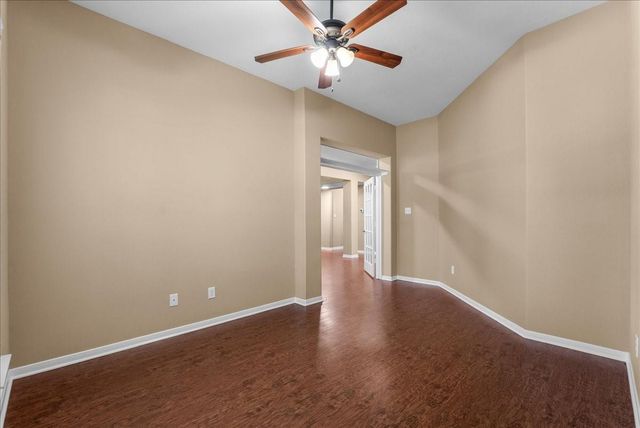 913 Elm Pointe, League City, TX 77573