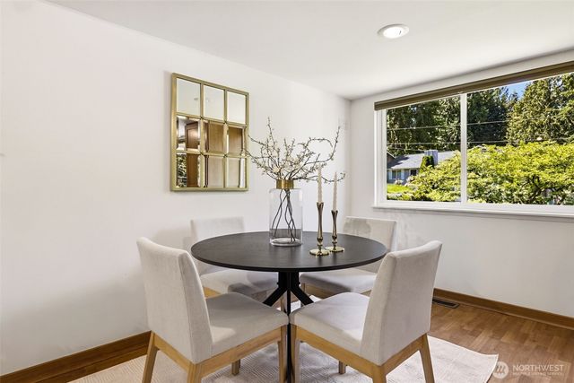 7612 135th Place NE, Redmond, WA 98052